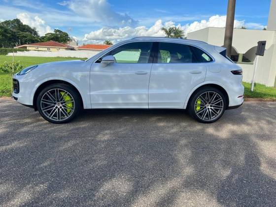 PORSCHE CAYENNE 4.0 V8 E-HYBRID TURBO S AWD TIPTRONIC S